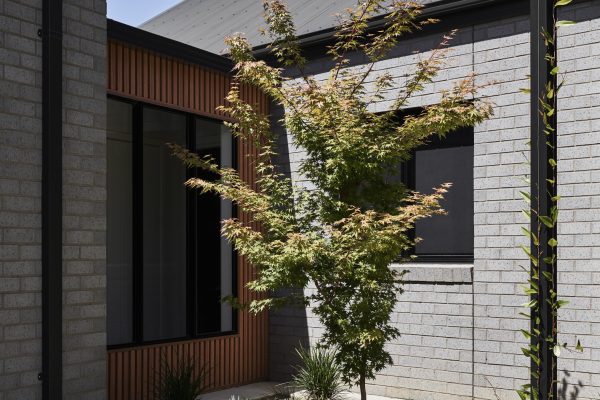 © Lloyd Sage Building Designers Echuca Moama | Link House Exterior